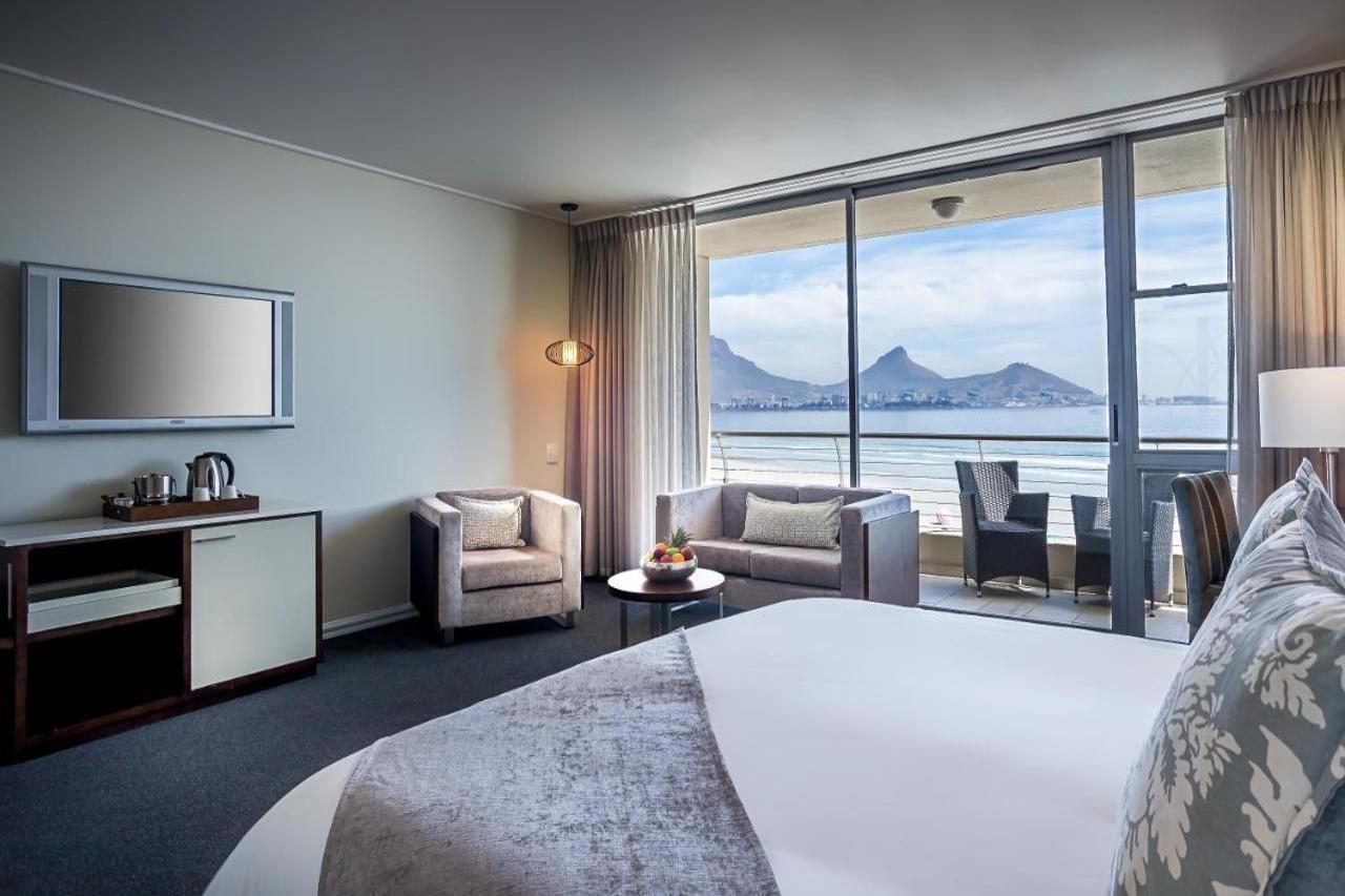 Lagoon Aparthotel 4*