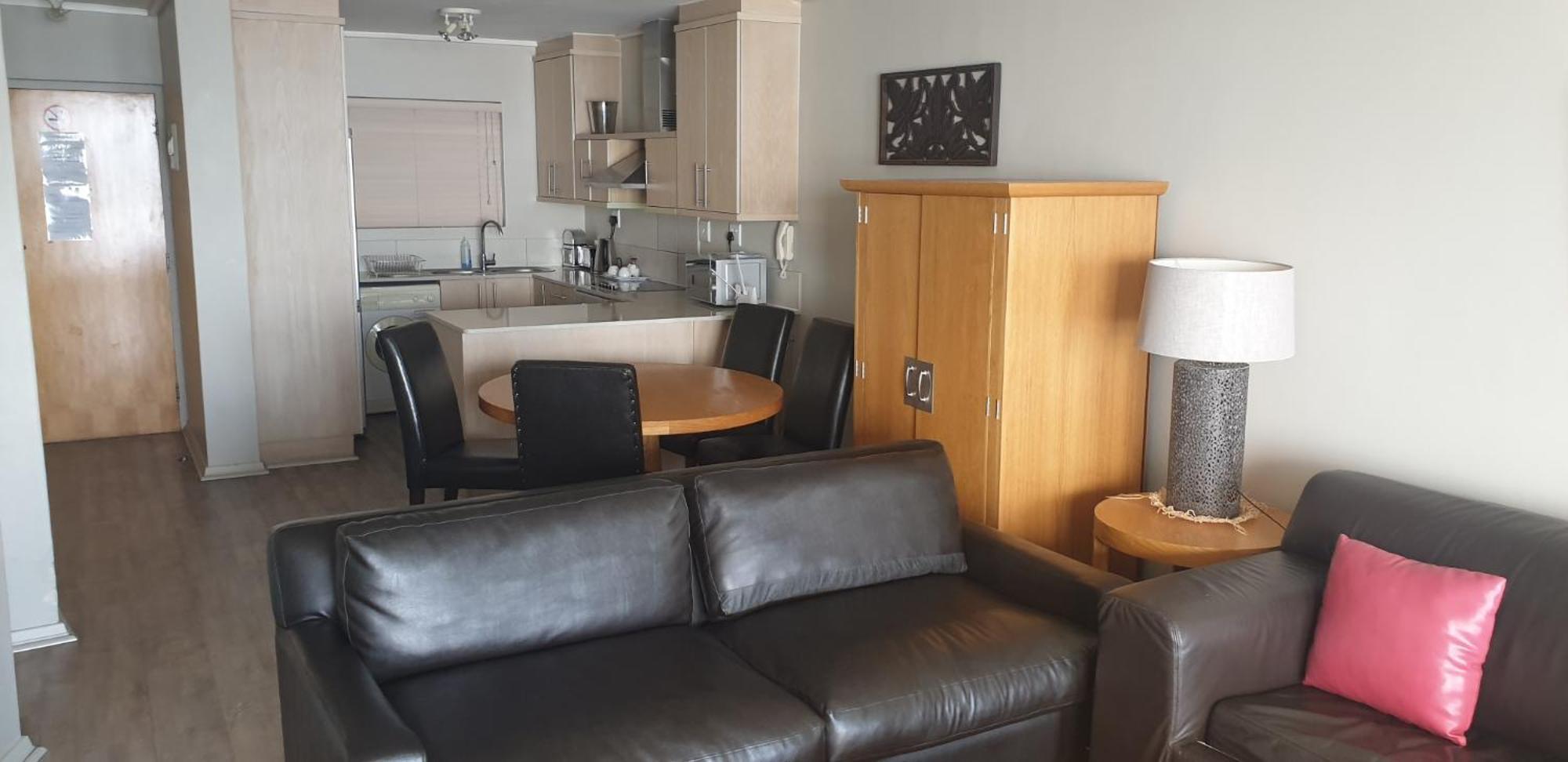 Lagoon 4*