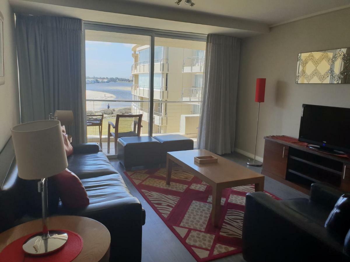 Lagoon Aparthotel 4*